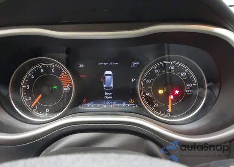 2018 Jeep Cherokee Trailhawk 4X4 z USA, uszkodzony, nr VIN 1C4PJMBXXJD582406